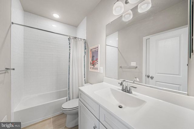 1316 S QUINN ST, Arlington, VA 22204