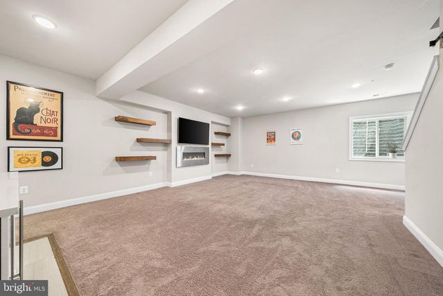 1316 S QUINN ST, Arlington, VA 22204