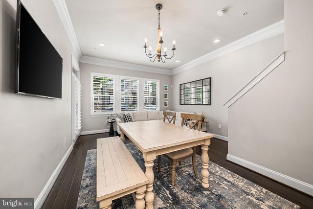 1316 S QUINN ST, Arlington, VA 22204
