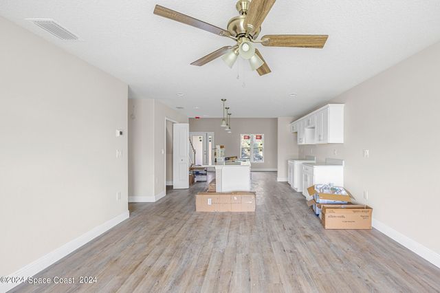 187 Hidden Woods Place, Melbourne, FL 32901