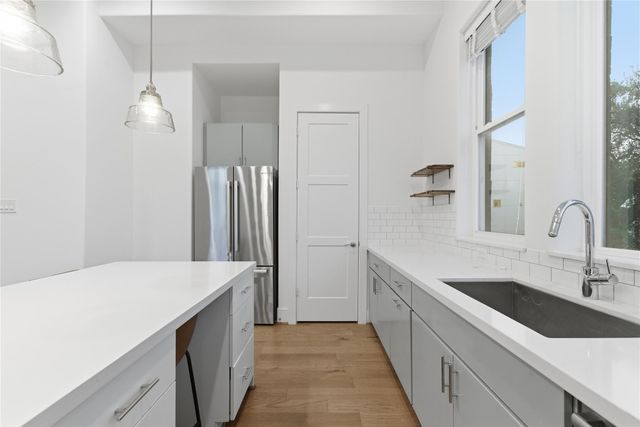 2412 Canal Street L, Houston, TX 77003