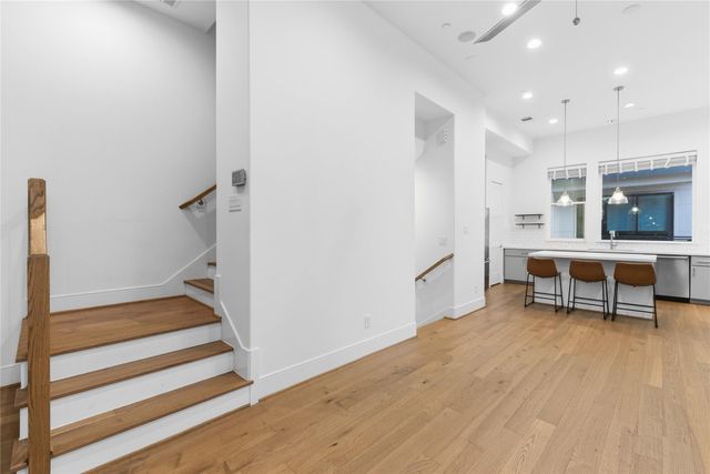 2412 Canal Street L, Houston, TX 77003