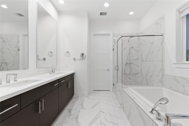 2412 Canal Street L, Houston, TX 77003