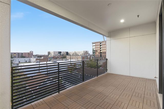 2412 Canal Street L, Houston, TX 77003