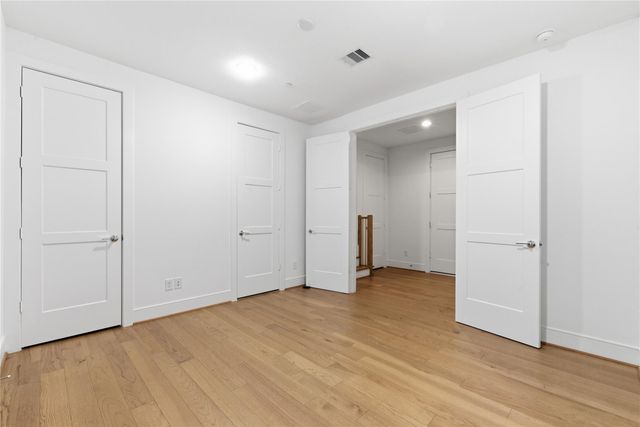 2412 Canal Street L, Houston, TX 77003