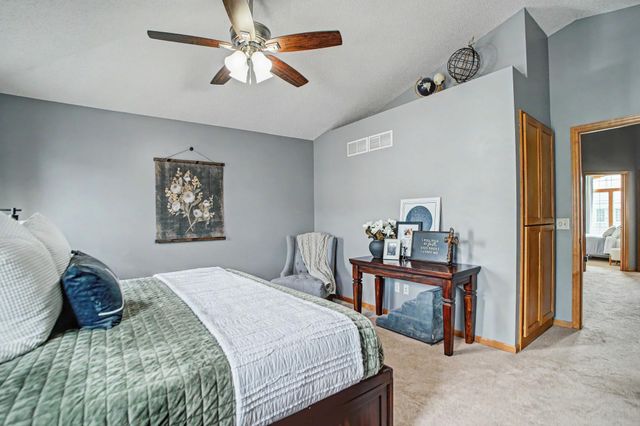 364 Valley Commons, Hudson, WI 54016