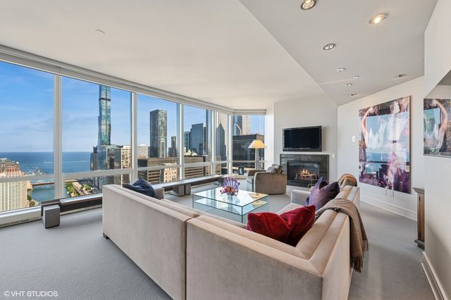 401 N Wabash Avenue 33K, Chicago, IL 60611