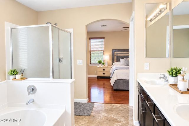9982 N 86TH Lane, Peoria, AZ 85345