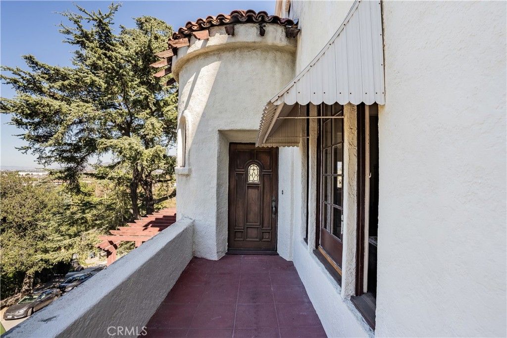 718 East Cypress Street, Glendale, CA 91205 — photo 2
