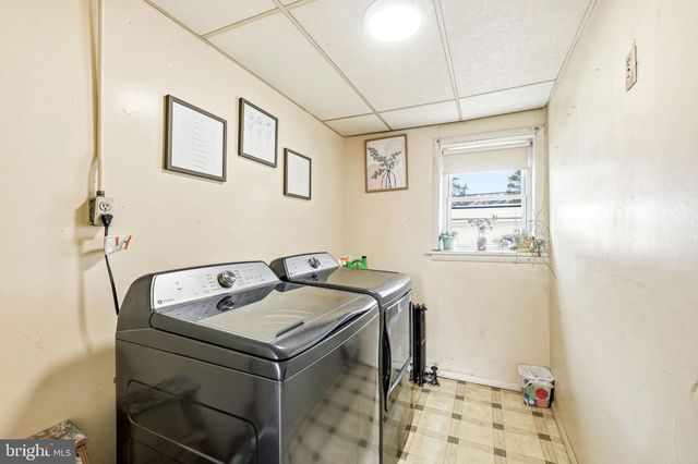 4 TOWNSEND AVE, Bridgeton, NJ 08302