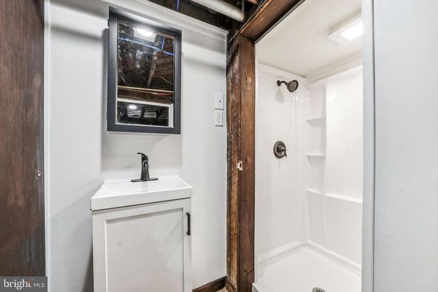 4 TOWNSEND AVE, Bridgeton, NJ 08302