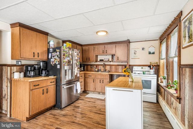 4 TOWNSEND AVE, Bridgeton, NJ 08302