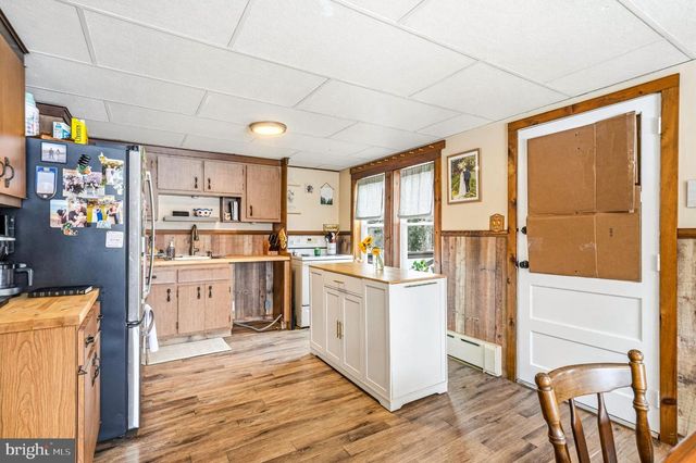 4 TOWNSEND AVE, Bridgeton, NJ 08302