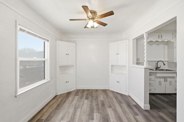 133 Oleander Avenue, Lemoore, CA 93245