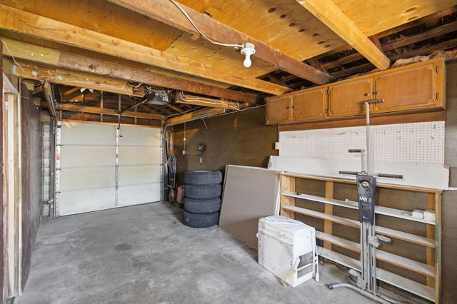 133 Oleander Avenue, Lemoore, CA 93245