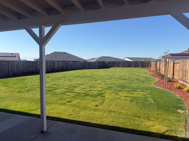 6611 Wind Wolfs Lane, Bakersfield, CA 93313