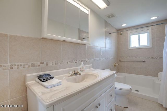 126 Bookter Street, Bay Saint Louis, MS 39520