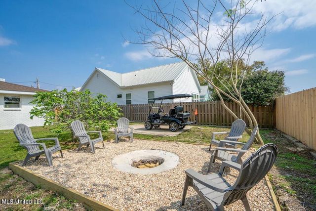 126 Bookter Street, Bay Saint Louis, MS 39520
