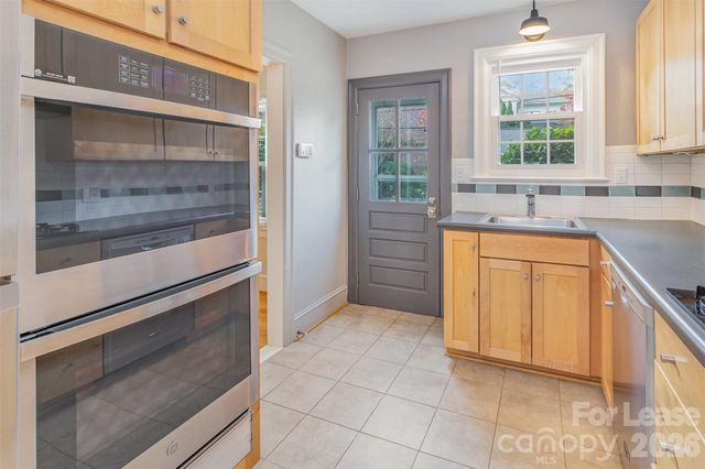 2240 Roswell Avenue 4, Charlotte, NC 28207