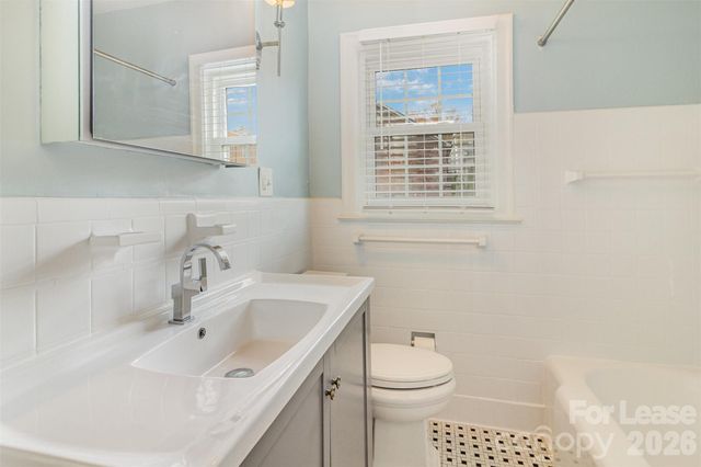 2240 Roswell Avenue 4, Charlotte, NC 28207