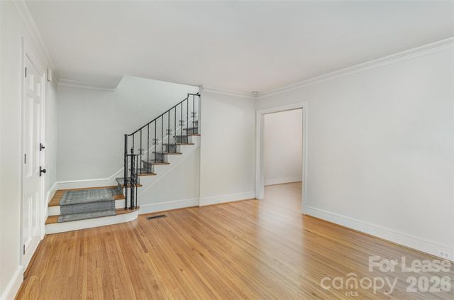 2240 Roswell Avenue 4, Charlotte, NC 28207