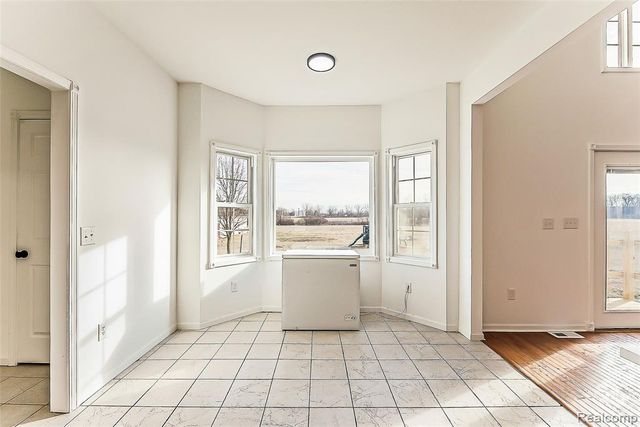 2611 Toben Road, Carleton, MI 48117