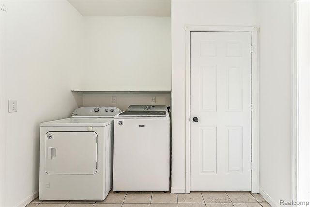 2611 Toben Road, Carleton, MI 48117