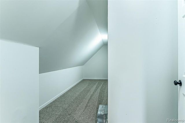 2611 Toben Road, Carleton, MI 48117