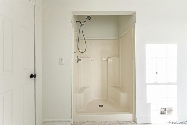 2611 Toben Road, Carleton, MI 48117