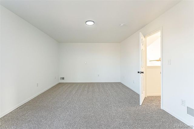 2611 Toben Road, Carleton, MI 48117