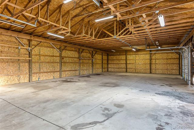 2611 Toben Road, Carleton, MI 48117