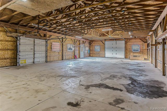 2611 Toben Road, Carleton, MI 48117