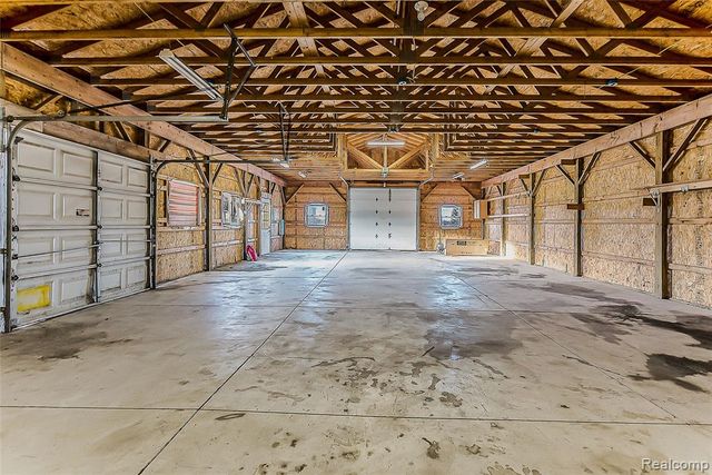 2611 Toben Road, Carleton, MI 48117