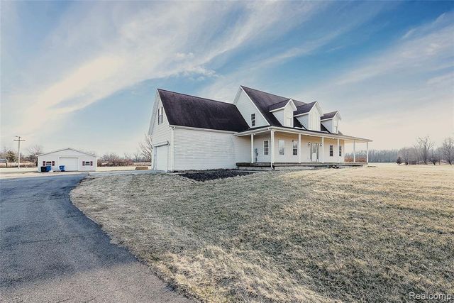 2611 Toben Road, Carleton, MI 48117