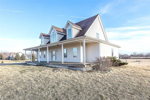 2611 Toben Road, Carleton, MI 48117
