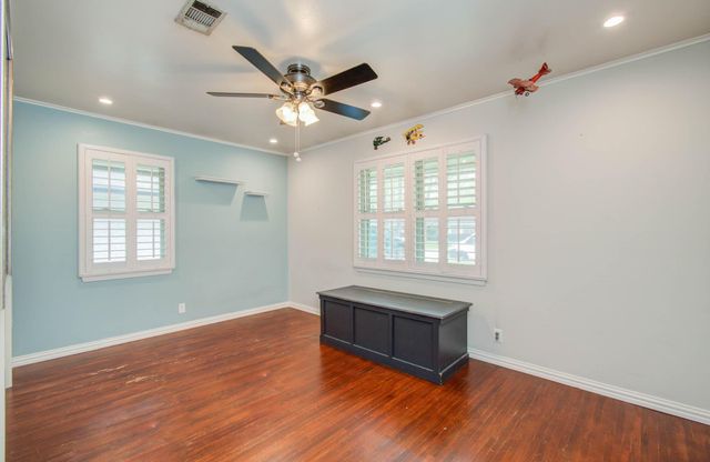 9002 Railton Street, Houston, TX 77080