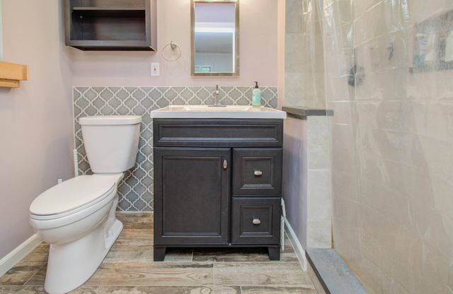 9002 Railton Street, Houston, TX 77080