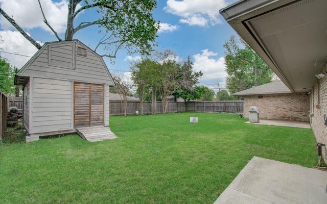9002 Railton Street, Houston, TX 77080