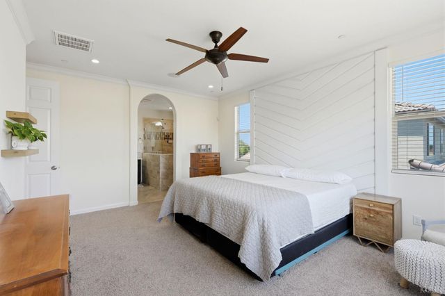 470 Daphne Lane, Lemoore, CA 93245