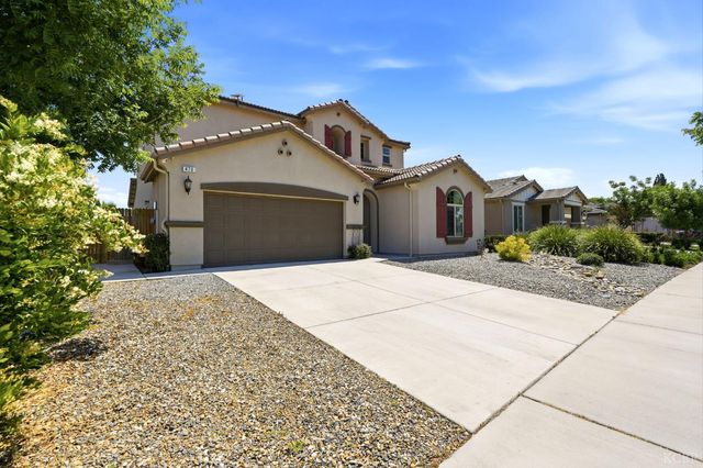 470 Daphne Lane, Lemoore, CA 93245