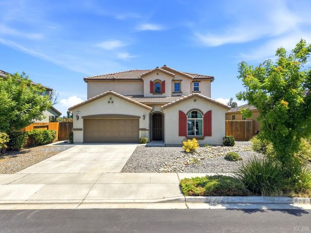 470 Daphne Lane, Lemoore, CA 93245