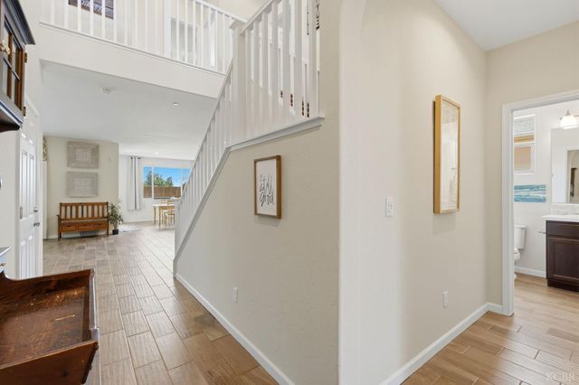 470 Daphne Lane, Lemoore, CA 93245