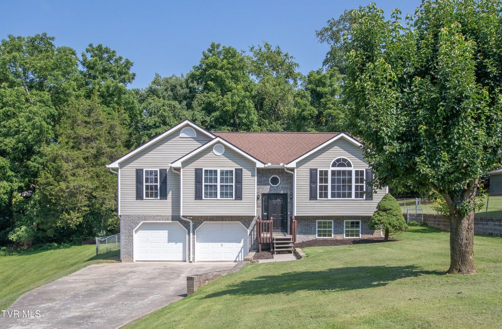 226 Post Oak Drive, Kingsport, TN 37663