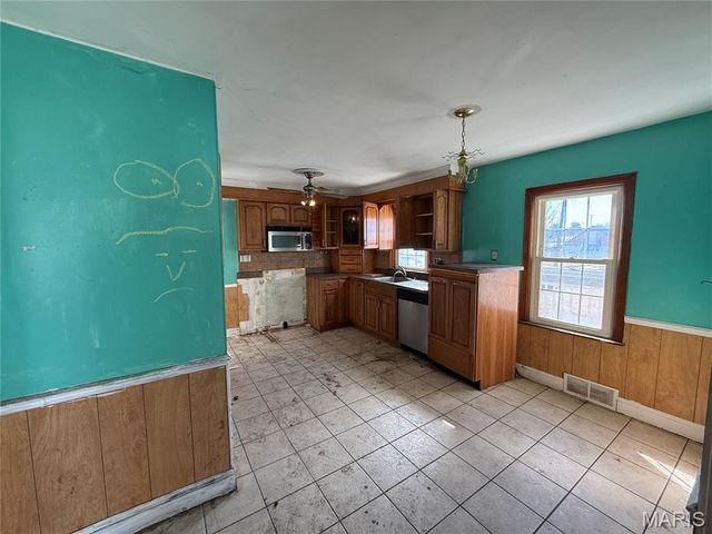 2554 Starling Airport Road, Arnold, MO 63010