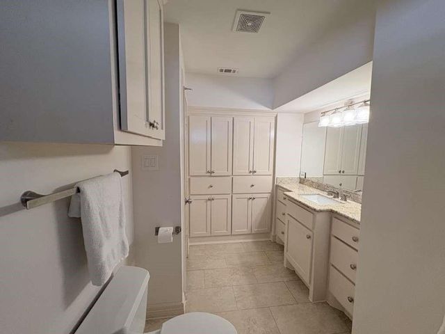 4711 Imogene Street, Houston, TX 77096