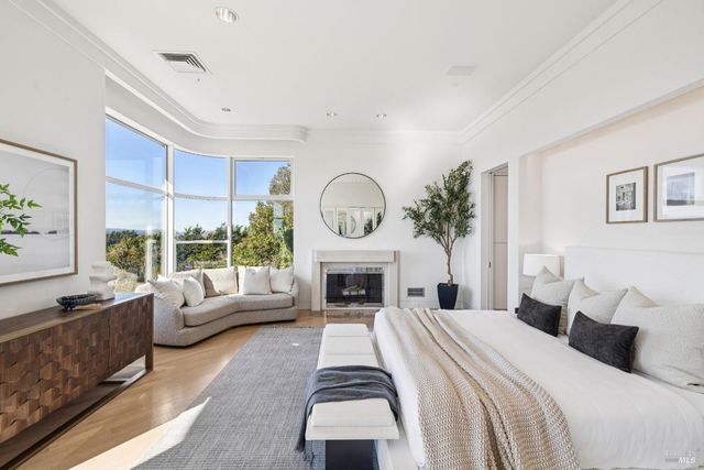 147 Gilmartin Dr, Tiburon, CA 94920