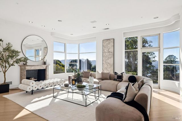 147 Gilmartin Dr, Tiburon, CA 94920