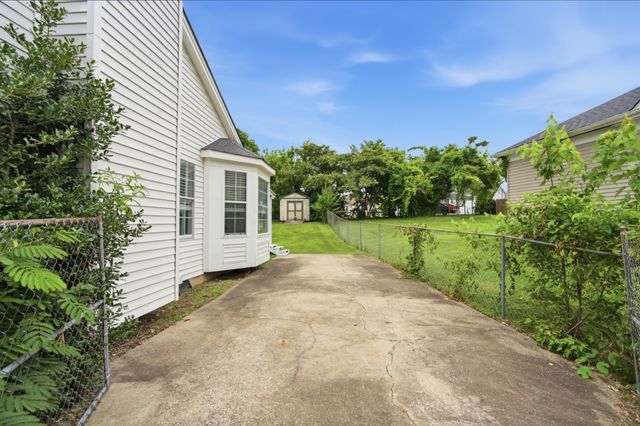 4044 Scotwood Dr, Nashville, TN 37211