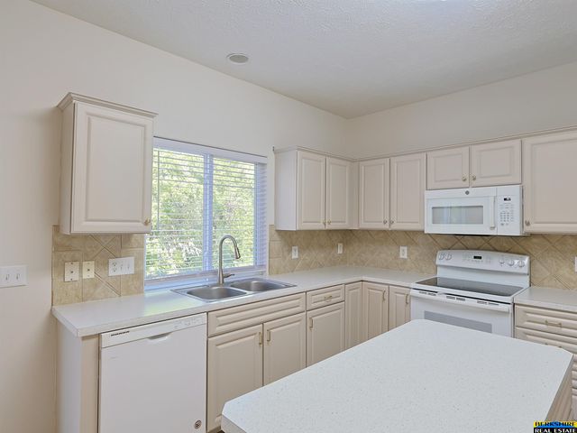 15218 Fowler Avenue, Omaha, NE 68116