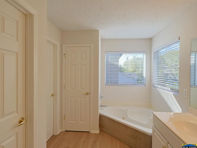 15218 Fowler Avenue, Omaha, NE 68116